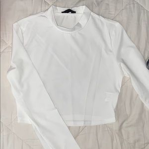 Long sleeve cropped top